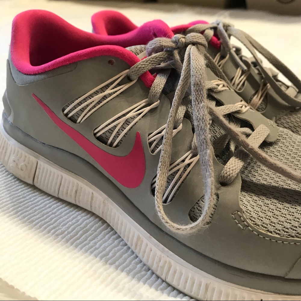 Nike Running Sneakers - Picture 4 of 8